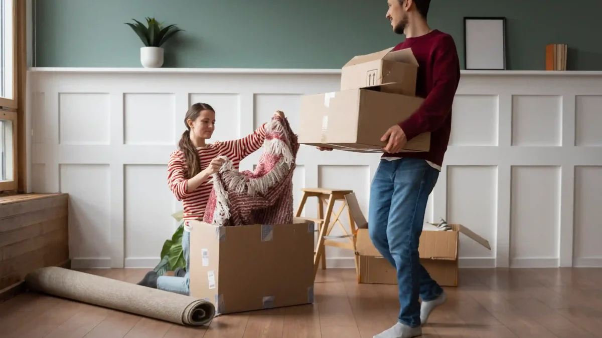 Professional In-Home Movers vs DIY: Which Is Best?